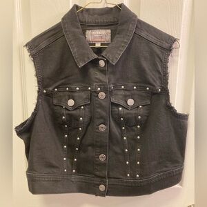 Torrid Black Denim Studded Vest with Button Details sleeveless 1X jean jacket